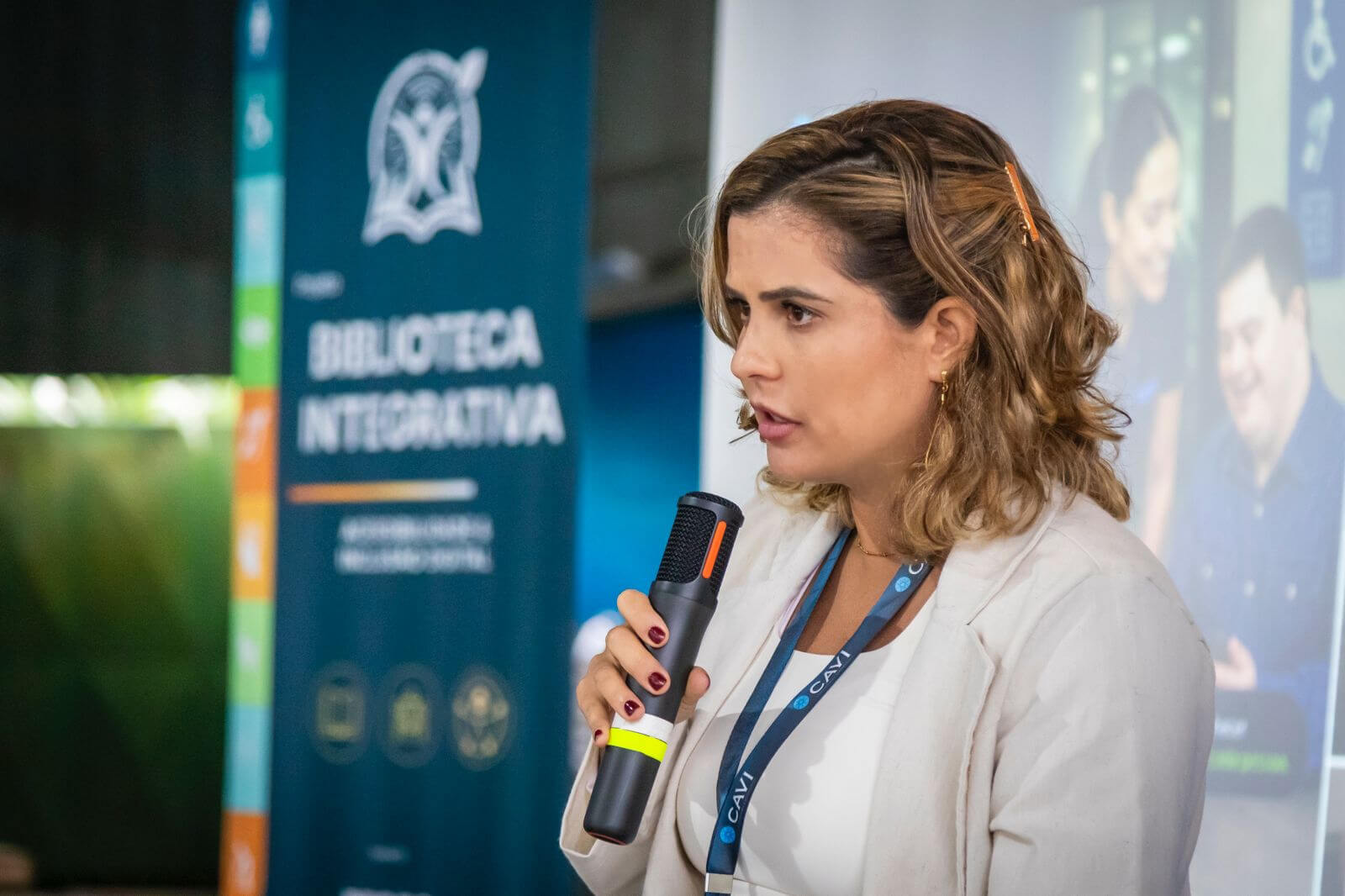 Especialista da CAVI durante apresentação